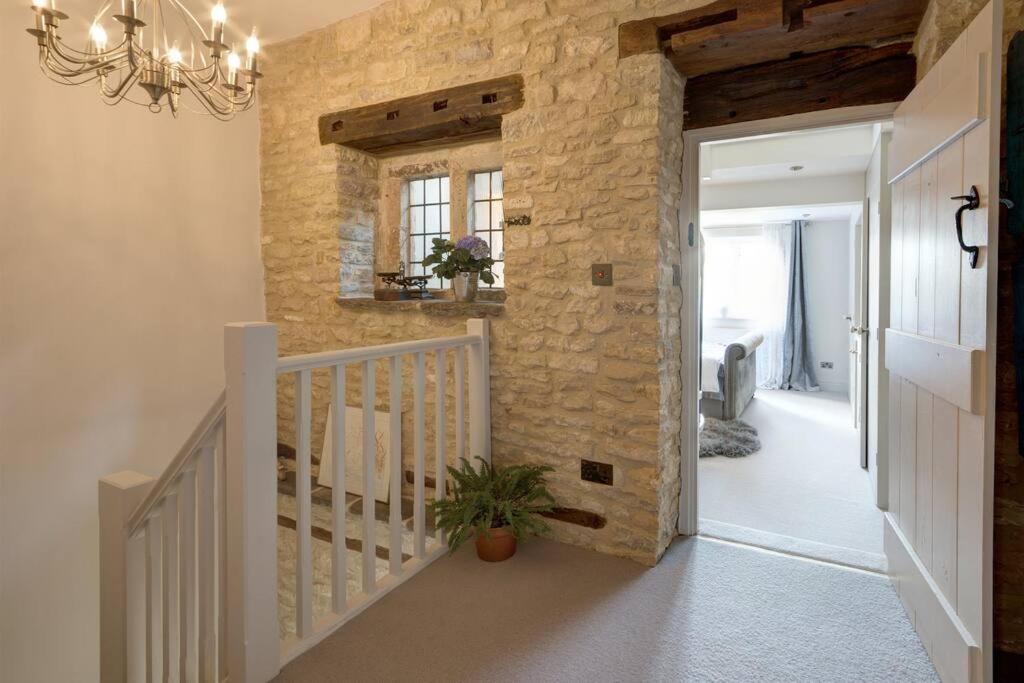 Historic Cotswold Chic Style For Uk Staycation Bourton-on-the-Water Luaran gambar