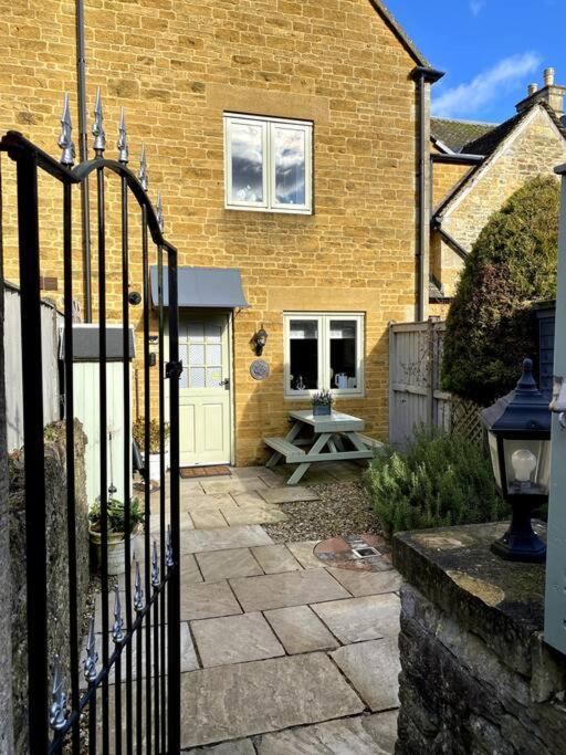 Historic Cotswold Chic Style For Uk Staycation Bourton-on-the-Water Luaran gambar