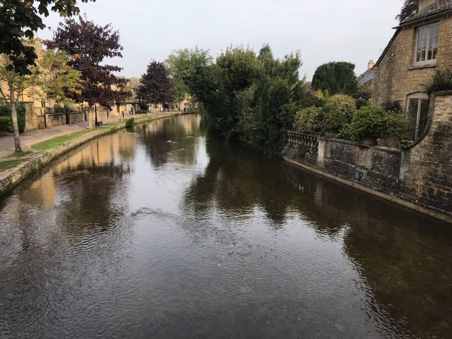Historic Cotswold Chic Style For Uk Staycation Bourton-on-the-Water Luaran gambar